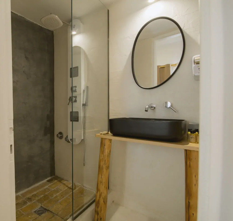 BOHOTEL Messonghi - Designer's Hotel