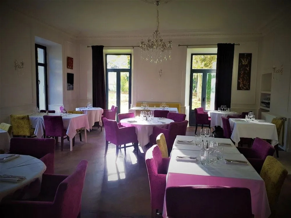 Hôtel Restaurant Le Repère