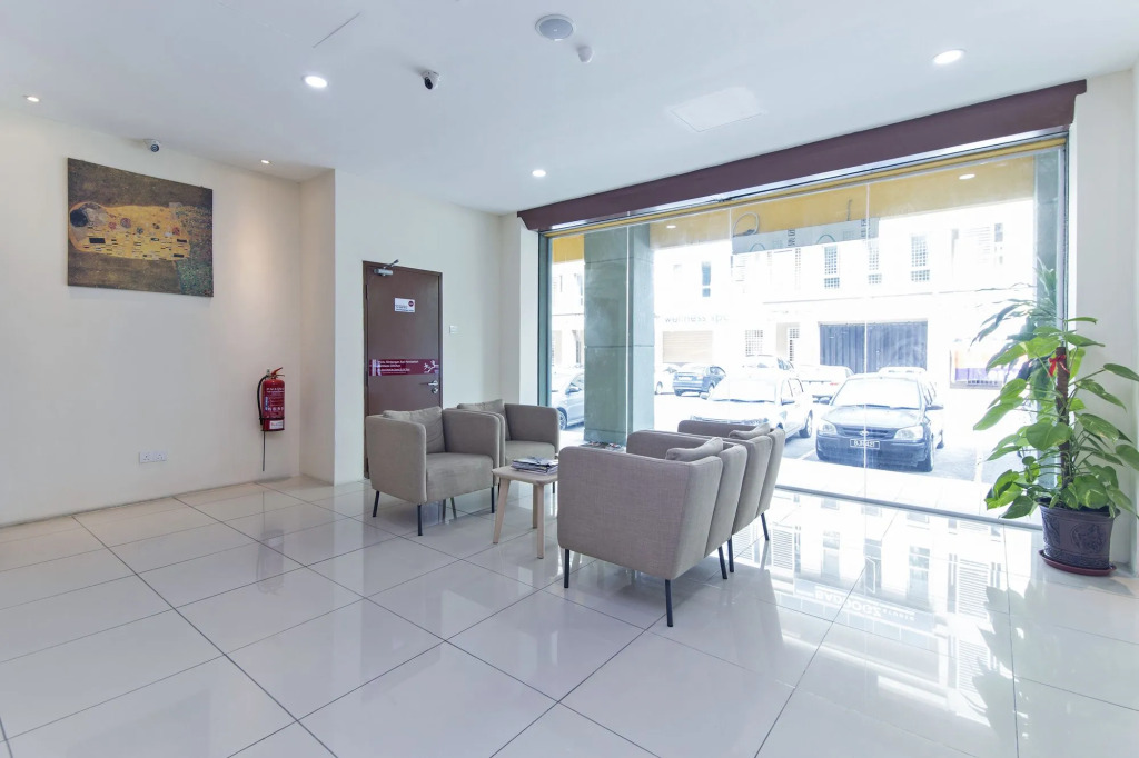 Super OYO 326 Tc Hotel