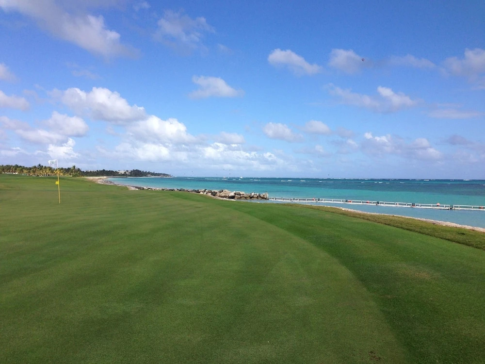 La Terrazza del Golf Beautiful Apartment in Puntacana Resort Club