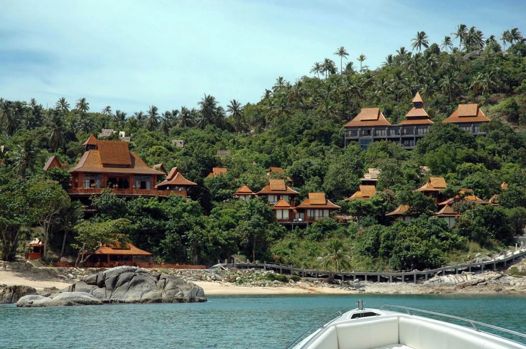 Курортный отель Santhiya Koh Phangan Resort & Spa