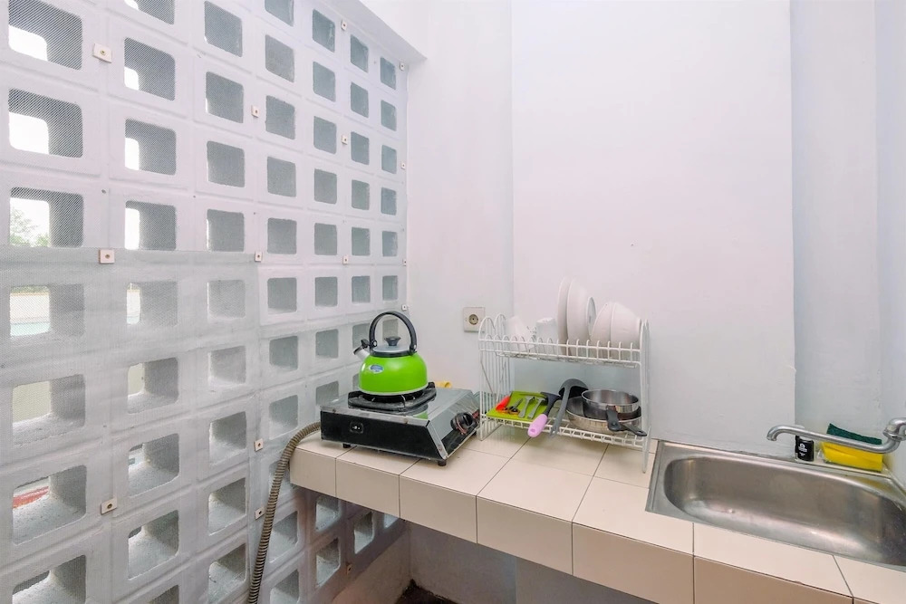 Simply Studio Room At Margonda Residence 1 Apartment