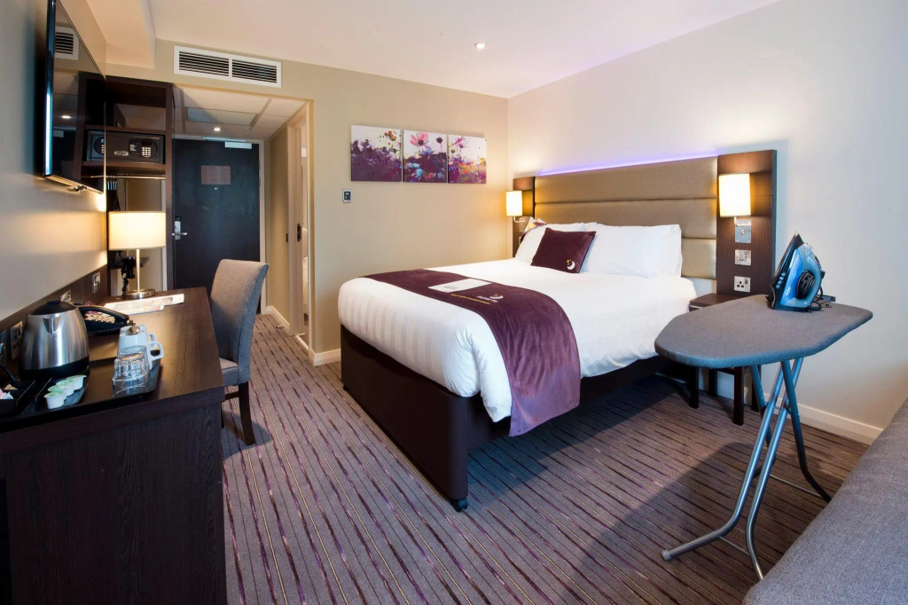 Premier Inn Heathrow Airport Terminal 4