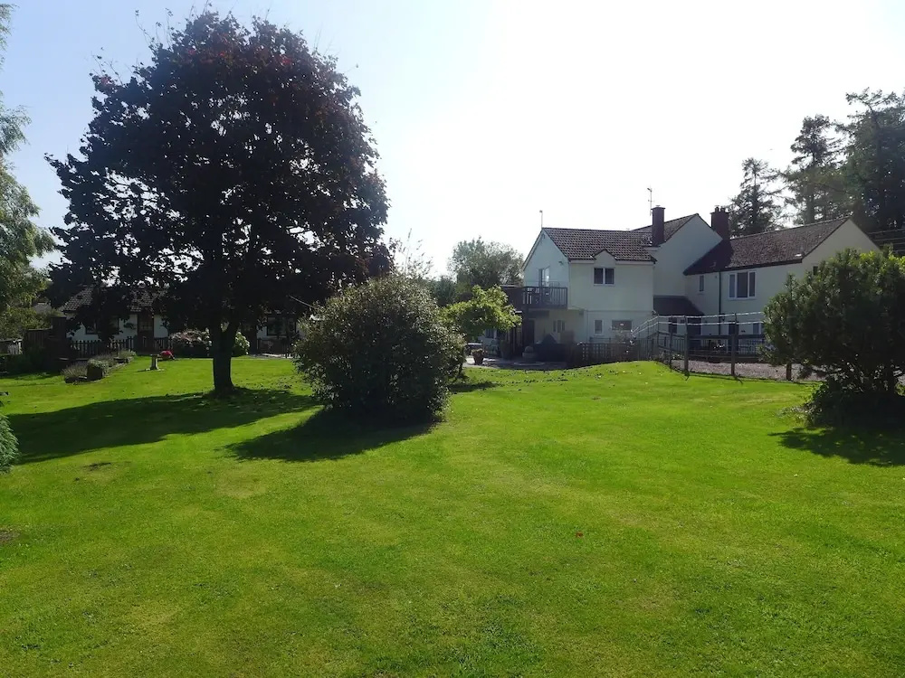 The Rock self-catering holiday cottage and garden lodges