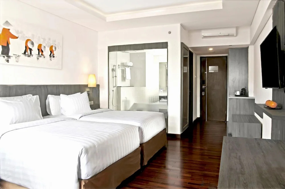 Comfort Room Batu Bolong Beach old Mans Canggu