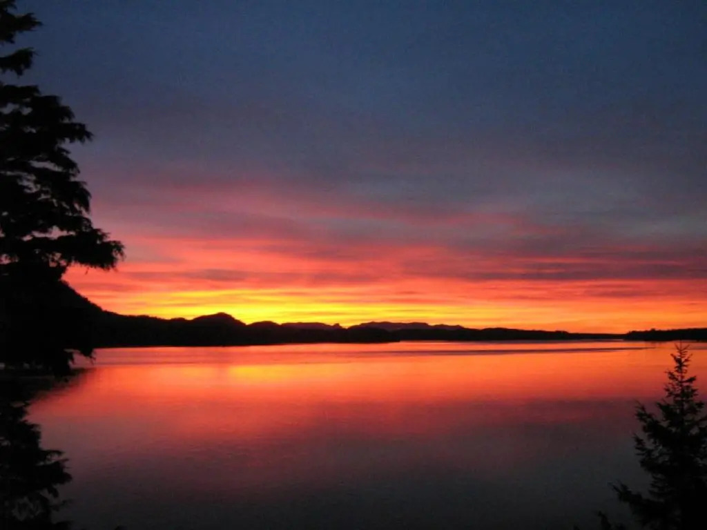 Tofino Stormbay Guest House