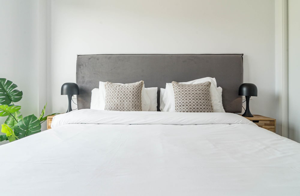 Lme10.3a - Bright Modern Flat With Amazing Terrace
