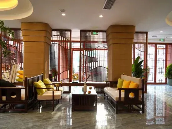 Good Hotel