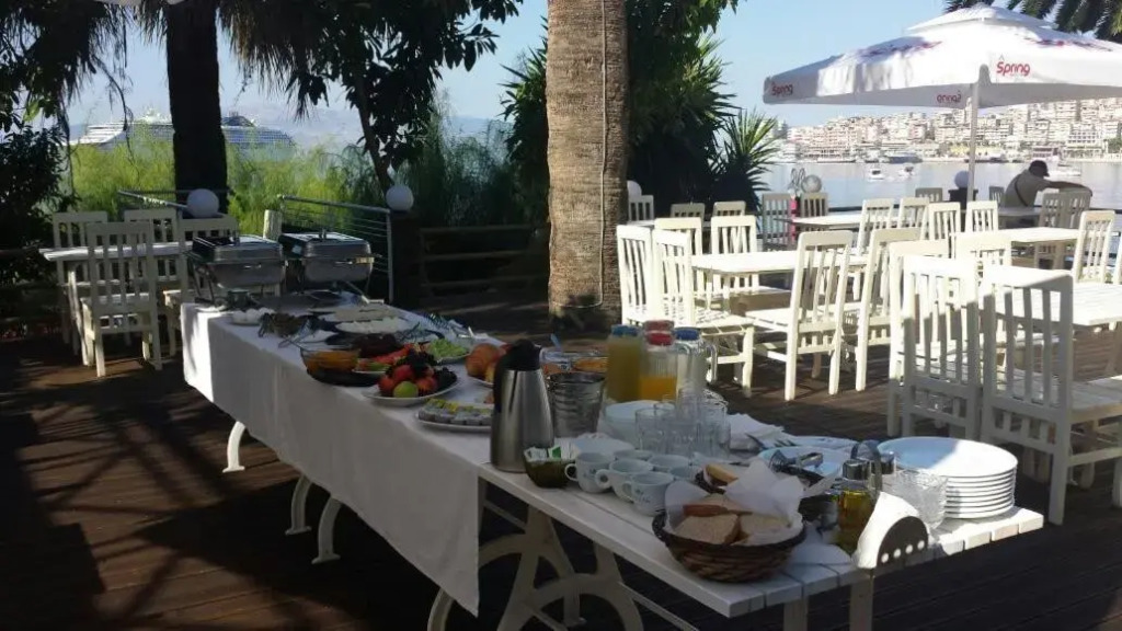 Hotel Magllara