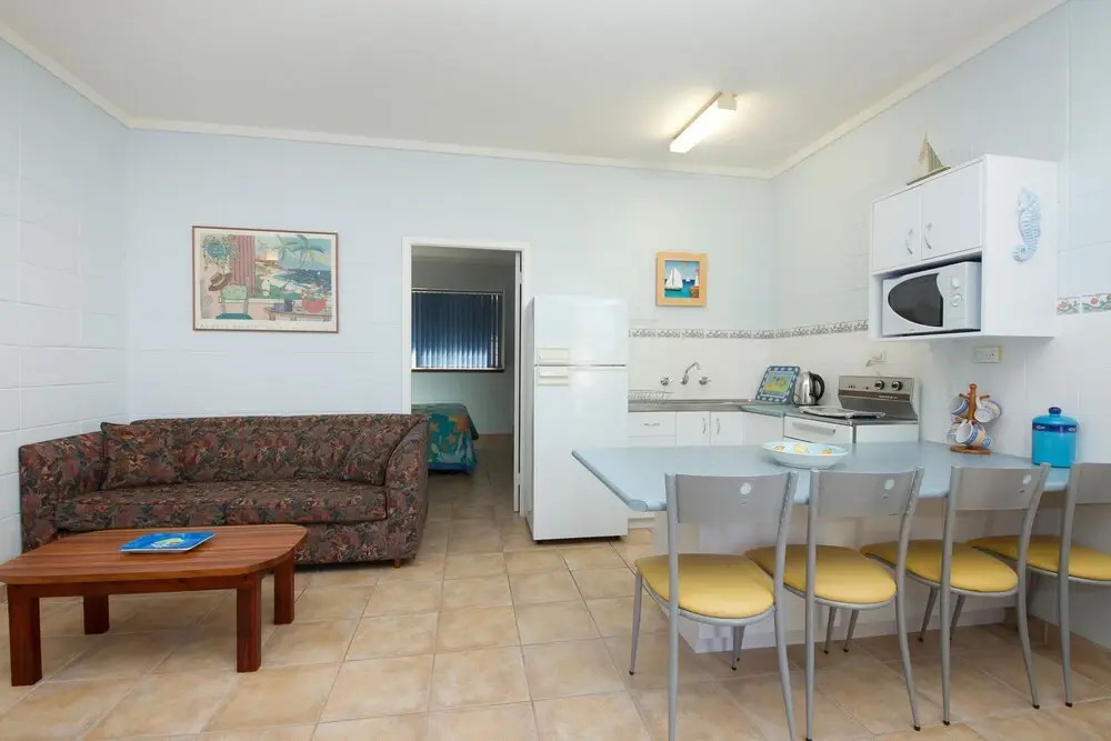 Forster Lodge 6