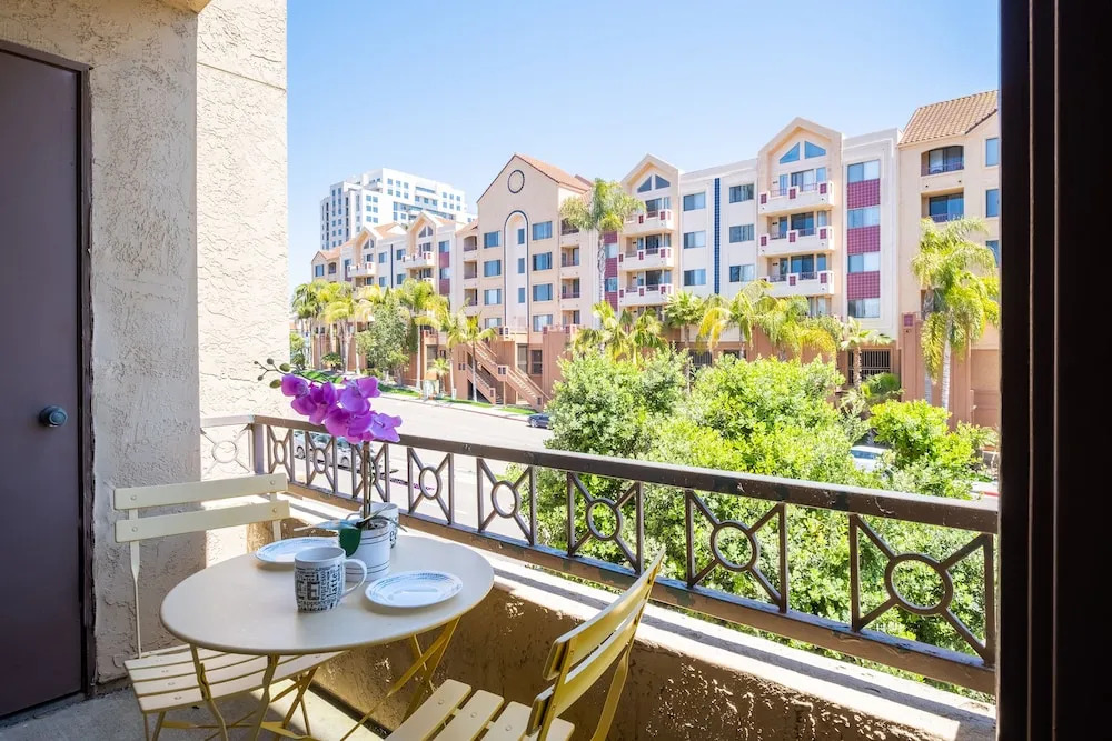 La Jolla UTC 42