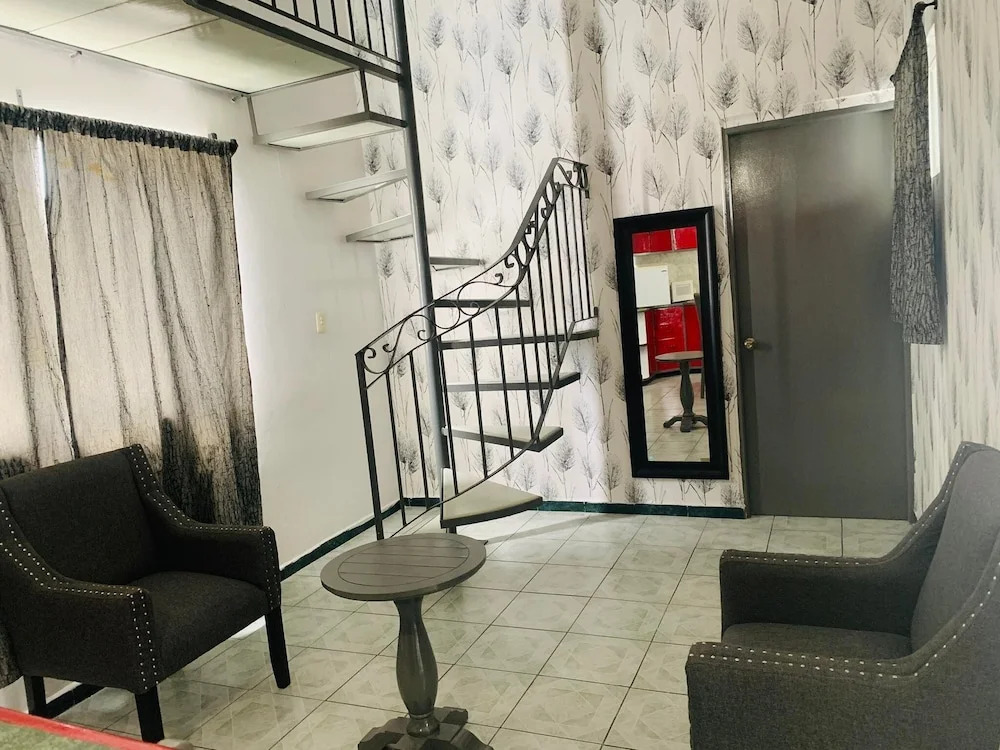Hotel & Suites Bausan