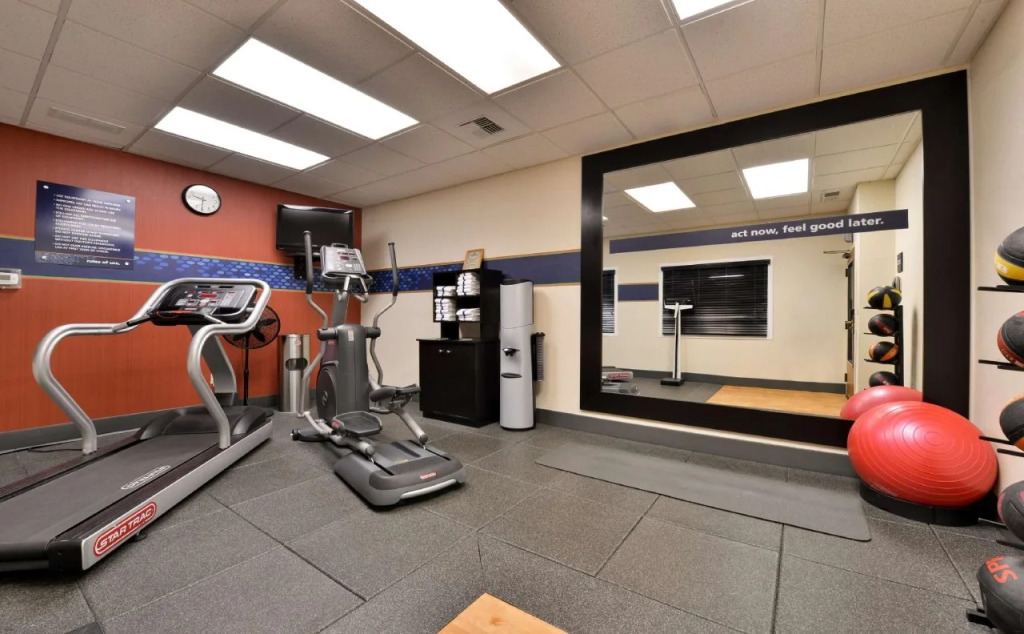 Hampton Inn Idaho Falls / Airport