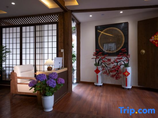 The Ripplewood Sanctum-Lijiang Old Town Mufu Branch-English service and tour arrangement