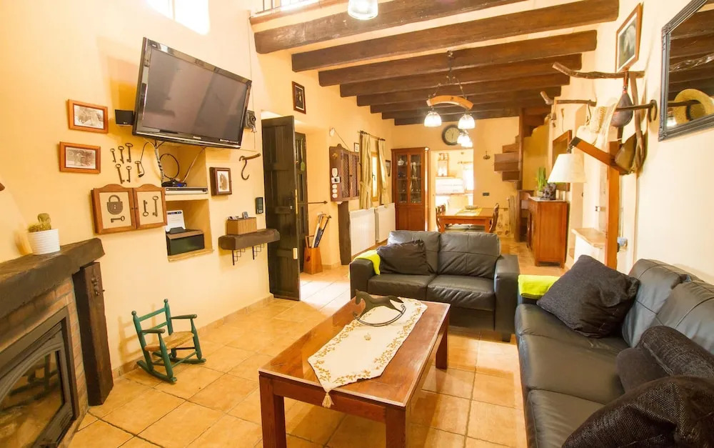 House With 4 Bedrooms in Sencelles, With Wonderful Mountain View, Private Pool, Enclosed Garden - 30 km From the Beach