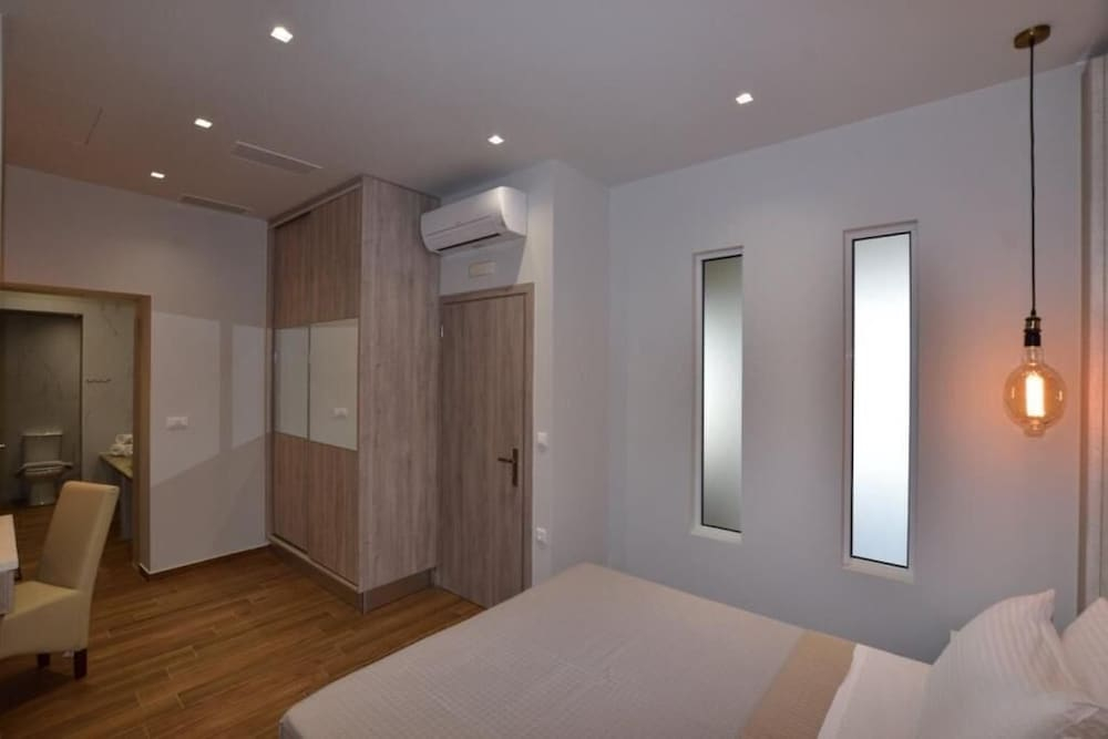 Gonis Grand Luxury Suite