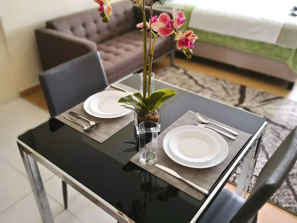 Avant Apartments at The Fort
