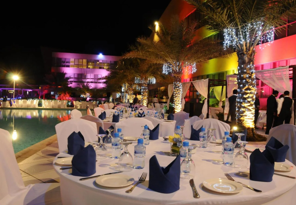 Dragon Beach Hotel