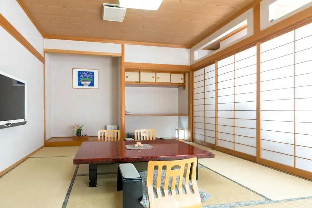 KAWASEMI no YADO