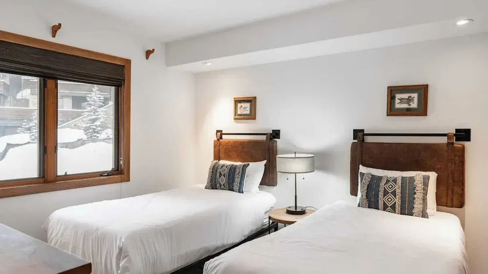 Riverside Condos C202 by Avantstay Condo Close To Downtown, Town Park & Ski Lift #8