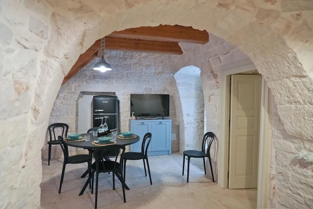 TrulliOcchiDiPietraHistoricalExperience