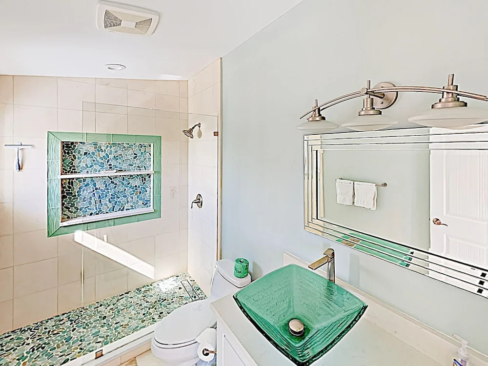 Modern Coco Plum W/ Pool, Hot Tub & Dock! 4 Bedroom Home