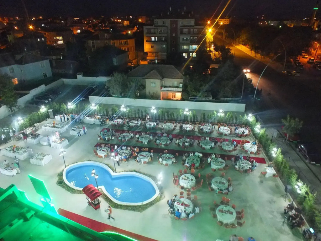 Demosan Hotel