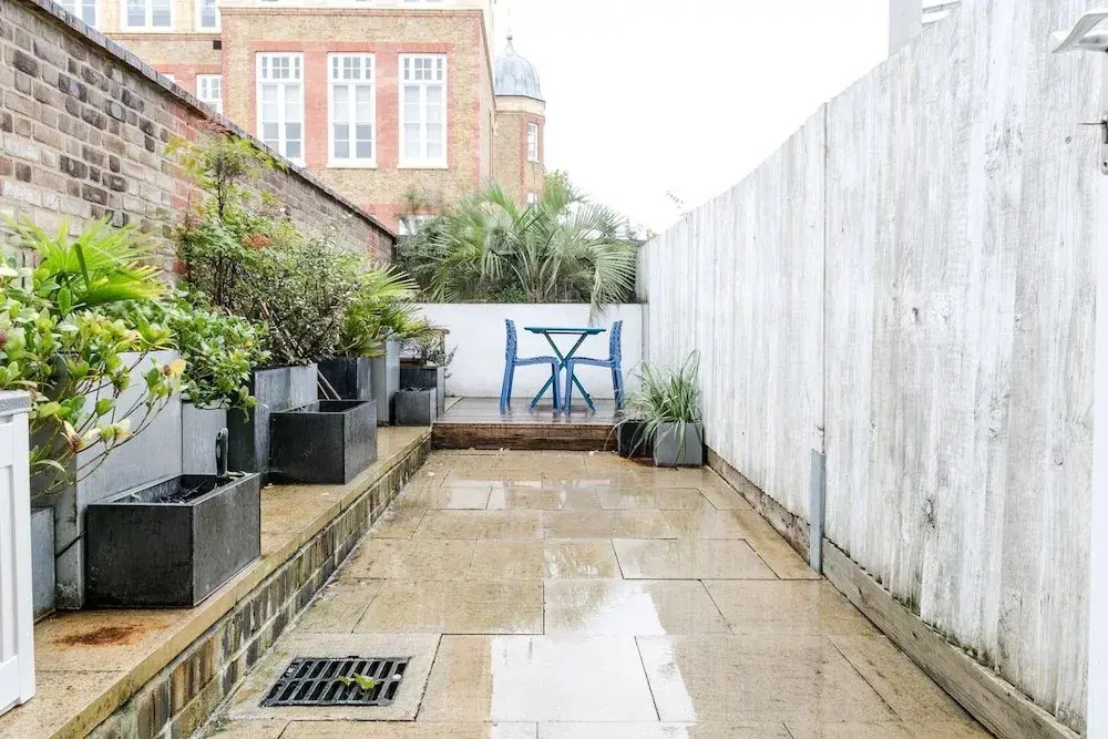 Lovely 1br Home, Located in Farringdon, 2 Guests