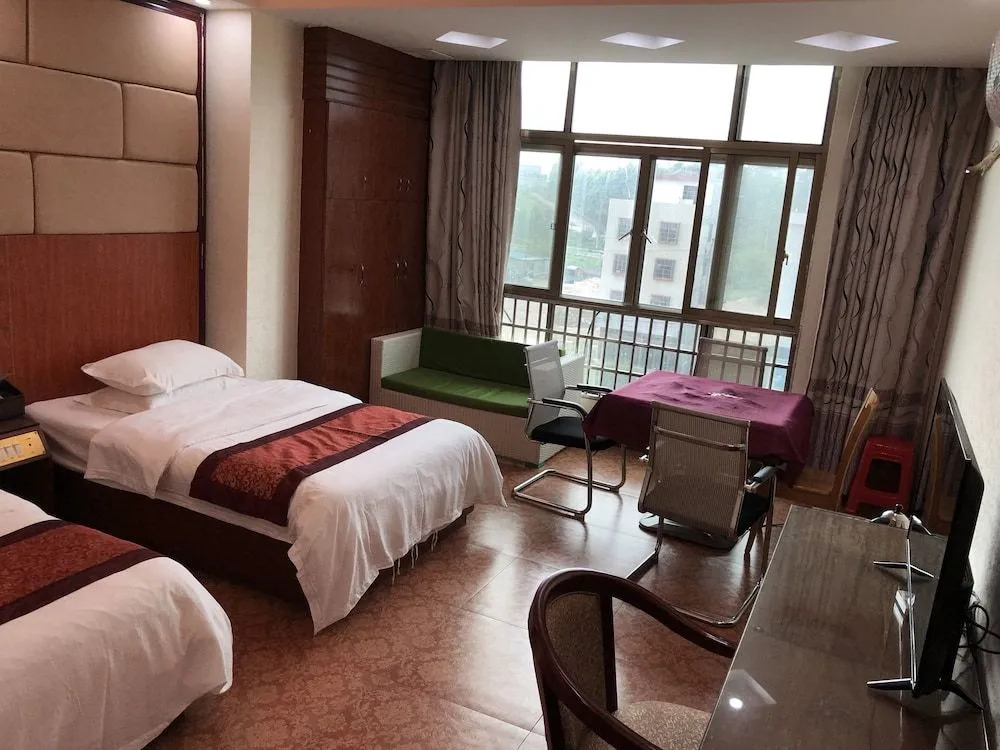 Puqian Business Hotel