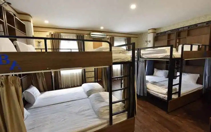 Home Town Cha Hotel
