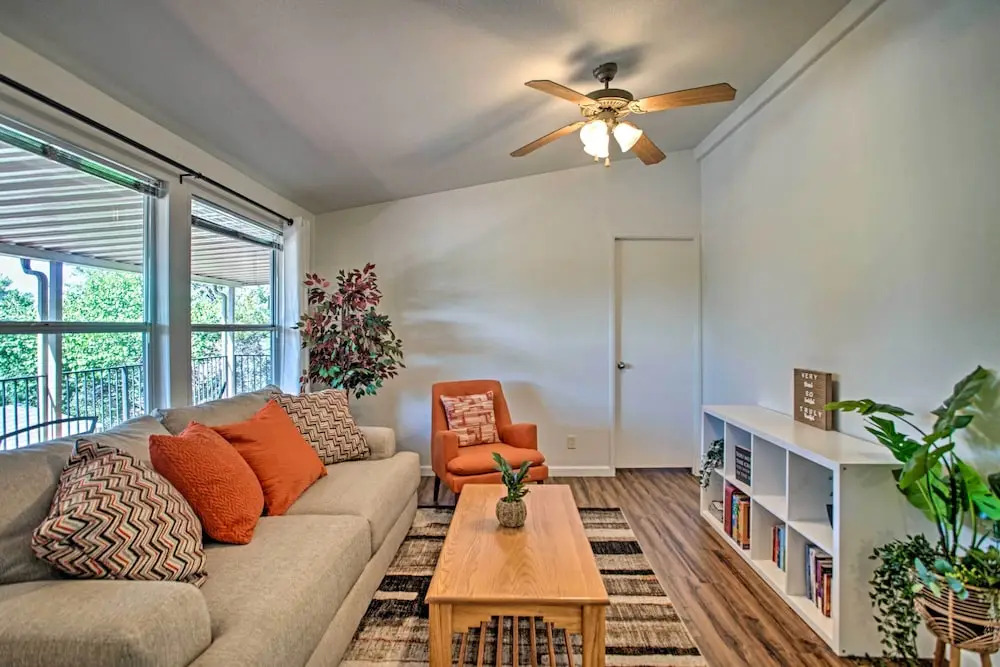 Sedona Home w/ View, Half-mi to Chimney Rock!