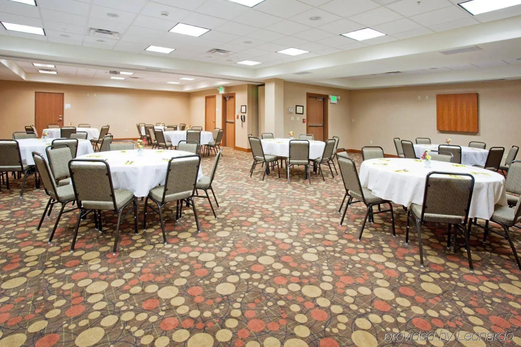 Holiday Inn Express and Suites Los Alamos Entrada Park by IHG