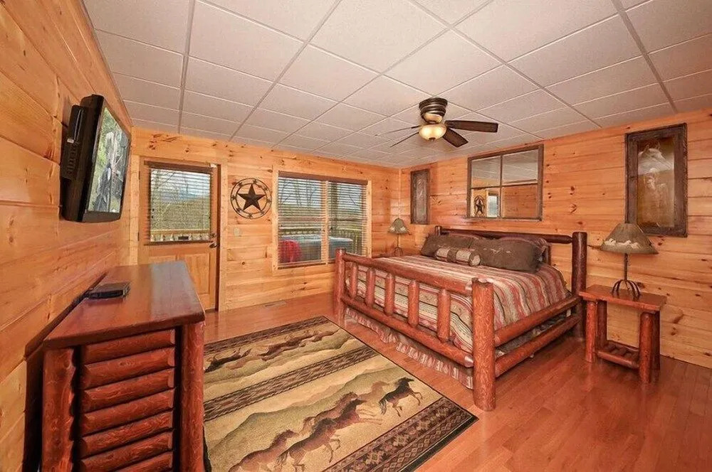 Dancing Bear Lodge
