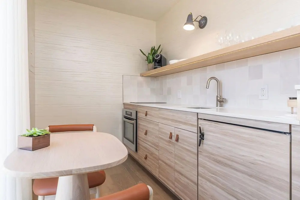 The Shoals Suites & Slips