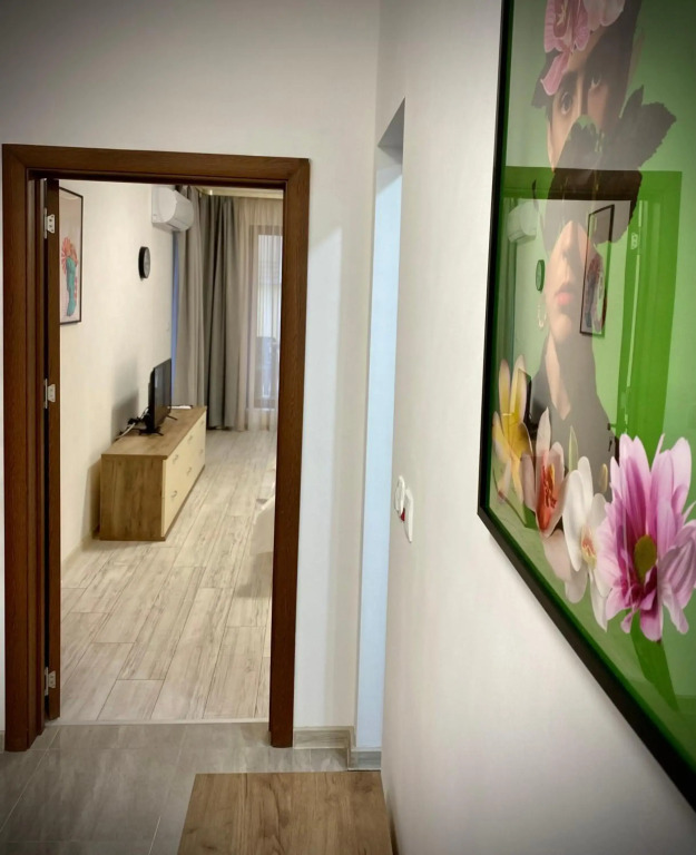 Spacious & Cozy 2 bed Apartment with Work Space & Fast Wi-fi