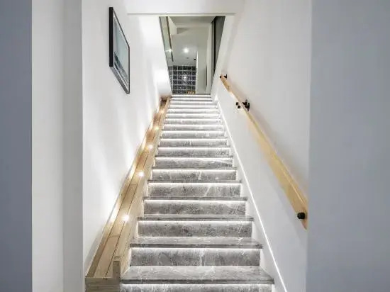 Sanya Miyue·Light Luxury Surfing Seaview Guesthouse (Wuzhizhou Island Houhai Store)