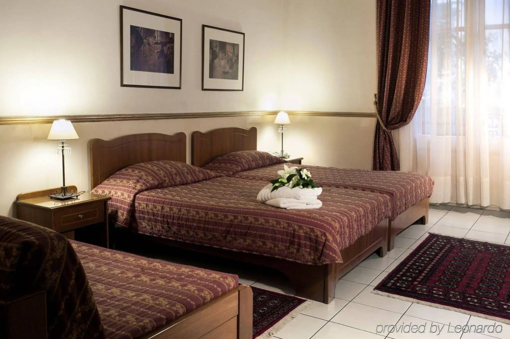 Tourist Hotel