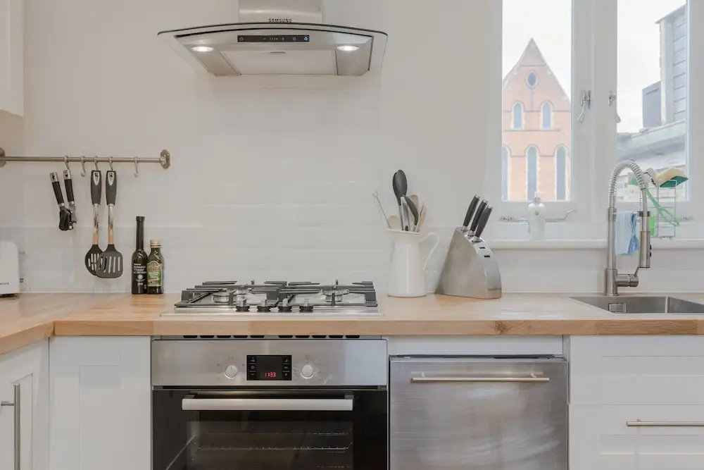 Spacious 2 Bedroom in Battersea