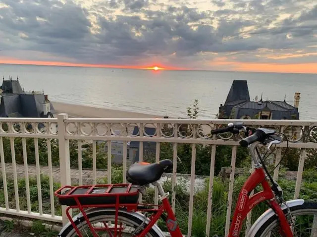 L'Appartement vue mer de la Villa des Rosiers - Trouville sur Mer