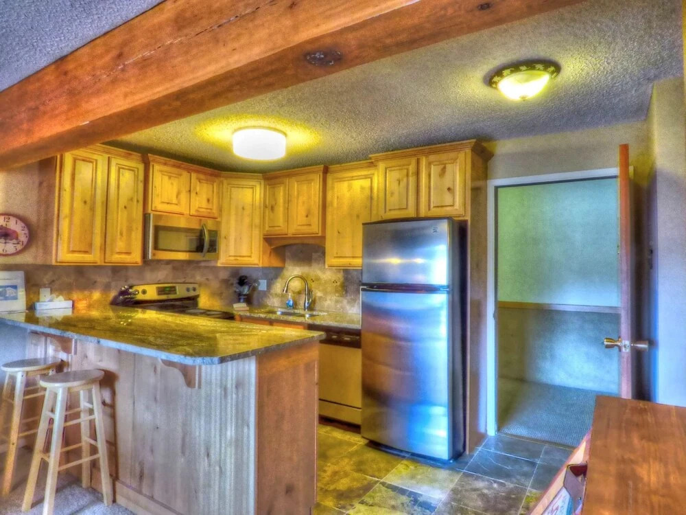 Lift Tickets Ski In Access & Hot Tub, Perfect For Couples