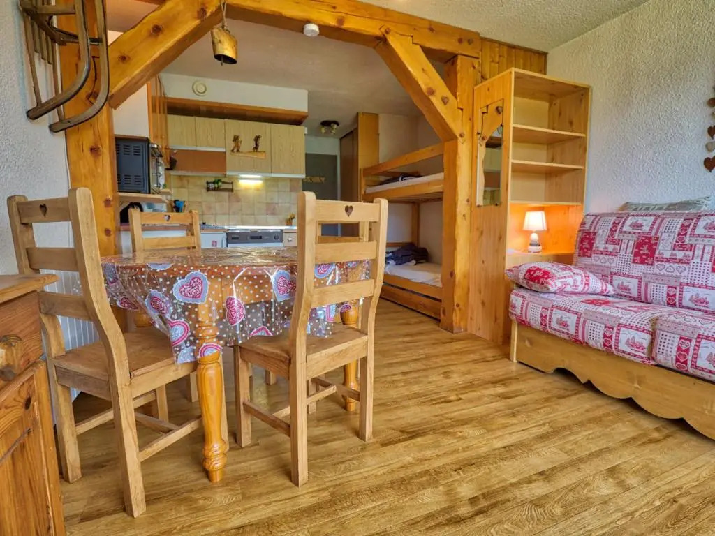Studio Notre-Dame-de-Bellecombe, 1 pièce, 4 personnes - FR-1-505-83
