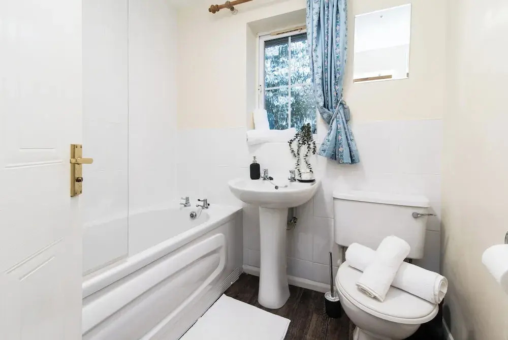 3-Bed House in Coventry with Free Parking & Private Garden By Sublime Stays