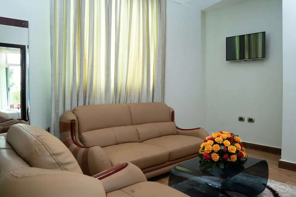 Fenast Guest House