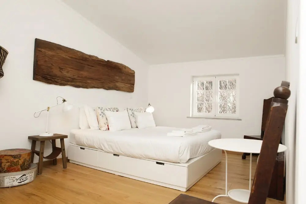 Cushy Apartment with garden in Estoril