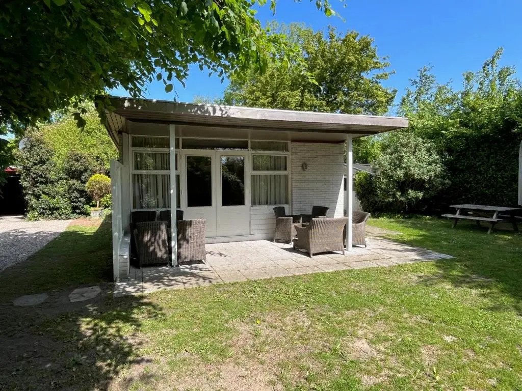 Gezellige bungalow op steenworp afstand van het strand