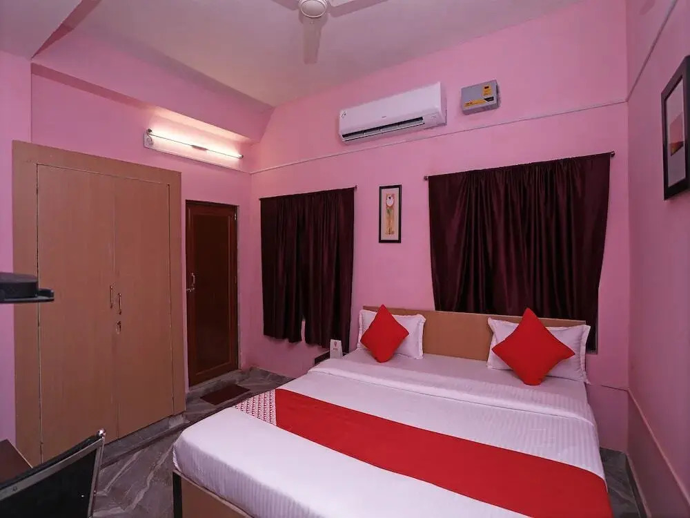 Ma Sum Palace by OYO Rooms