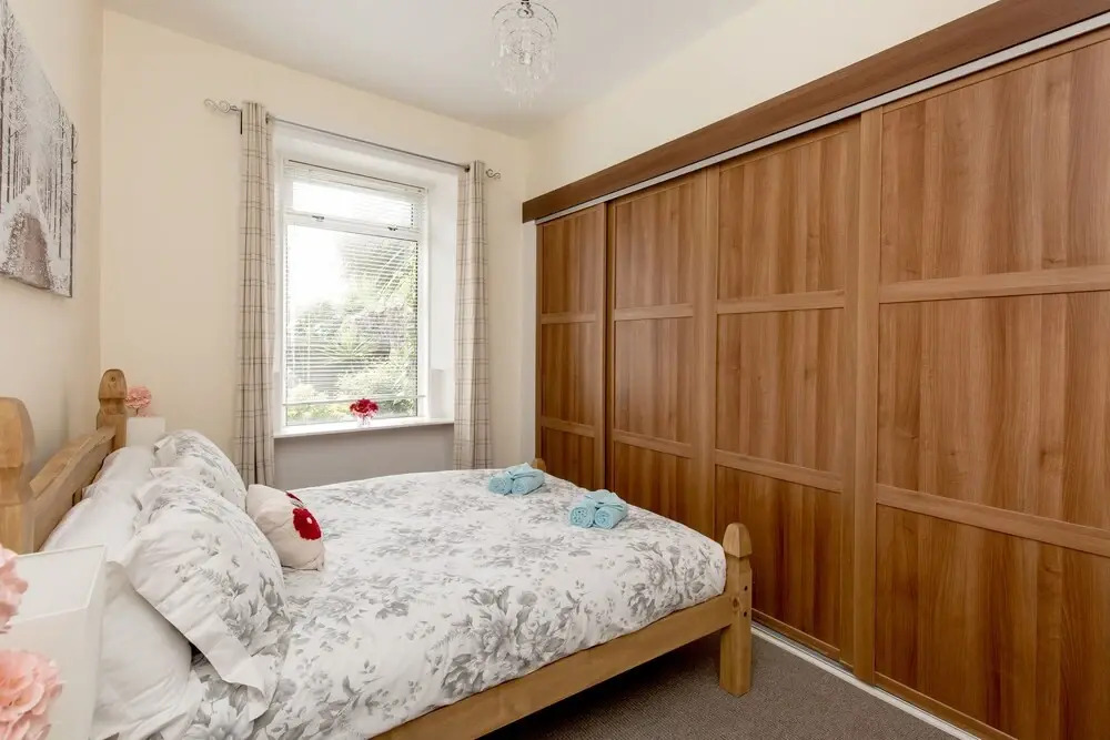 414 - Lochend Road Apartment