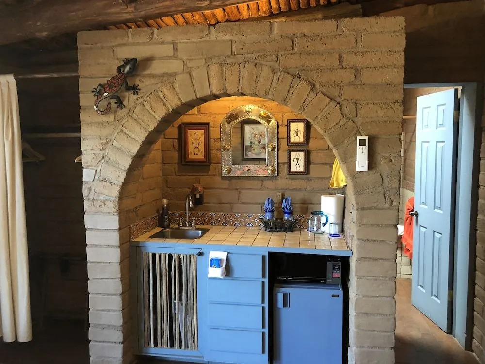 Casa Tierra Adobe Bed & Breakfast Inn