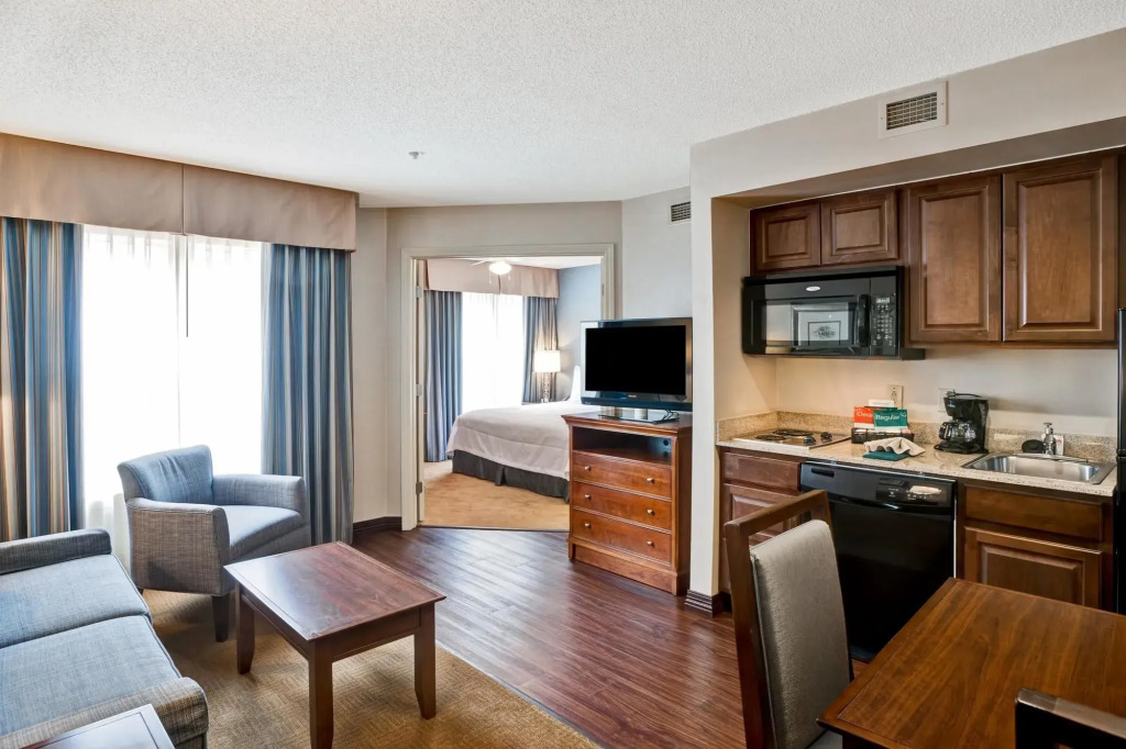 Homewood Suites by Hilton Windsor Locks Hartford