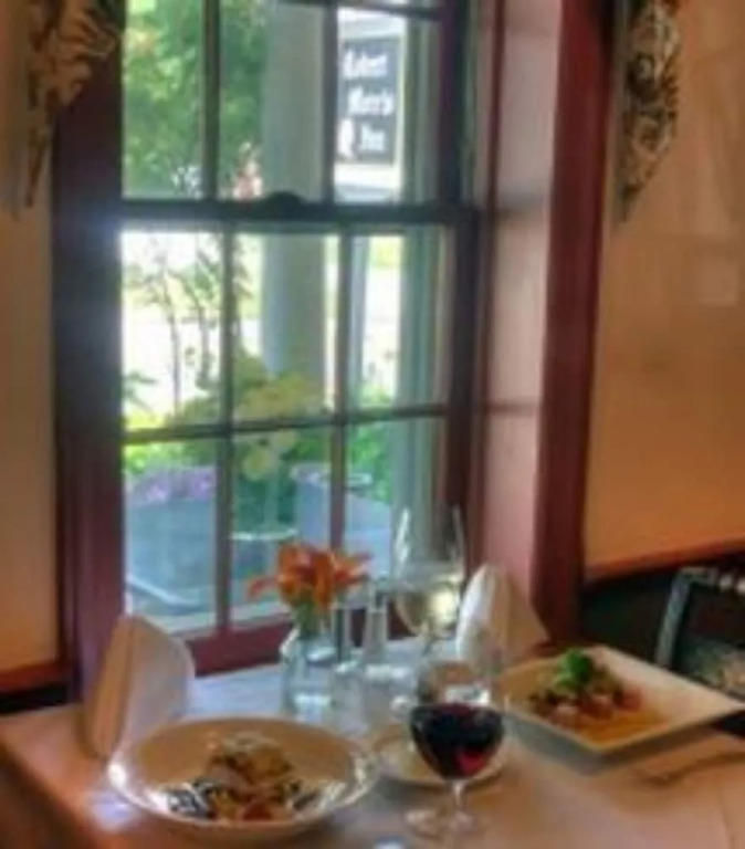 The Robert Morris Inn